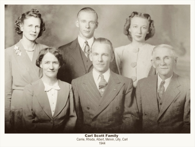 1944-11-12-Carl-Scott-Family.jpg